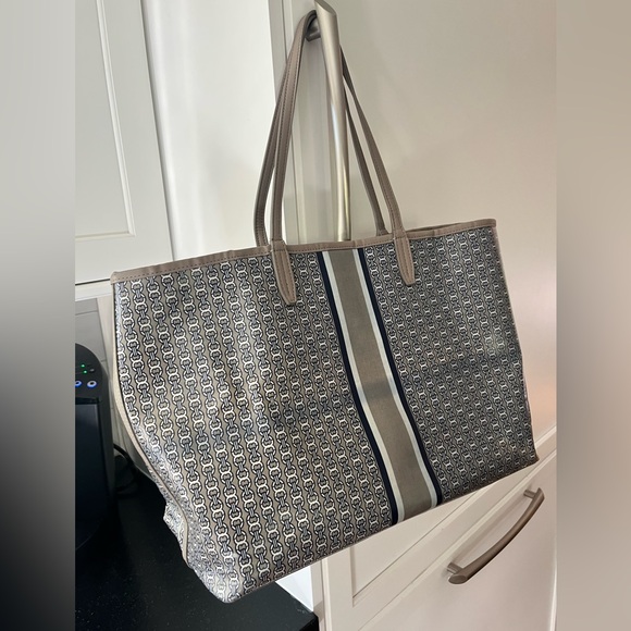 Tory Burch Gray Geometric Tote Bag Grey Leather Trim Purse Print Handles Pocket - Picture 10 of 13